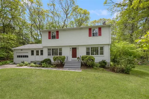 30 Helme Rd, Kingston, RI 02881