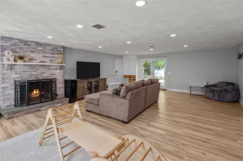 54 Paddock Dr, Warwick, RI 02886 photo 32