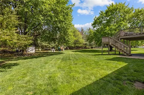 54 Paddock Dr, Warwick, RI 02886 photo 3