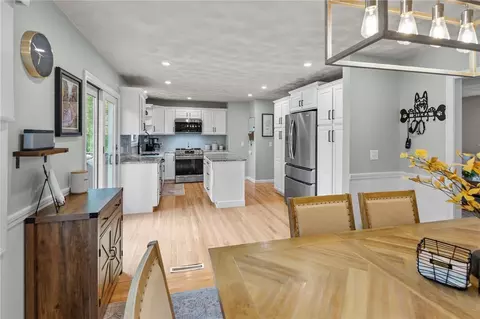 54 Paddock Dr, Warwick, RI 02886 photo 12