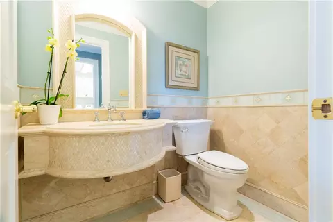 76 Westford Ave, Warwick, RI 02889 photo 23
