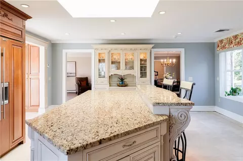 76 Westford Ave, Warwick, RI 02889 photo 10