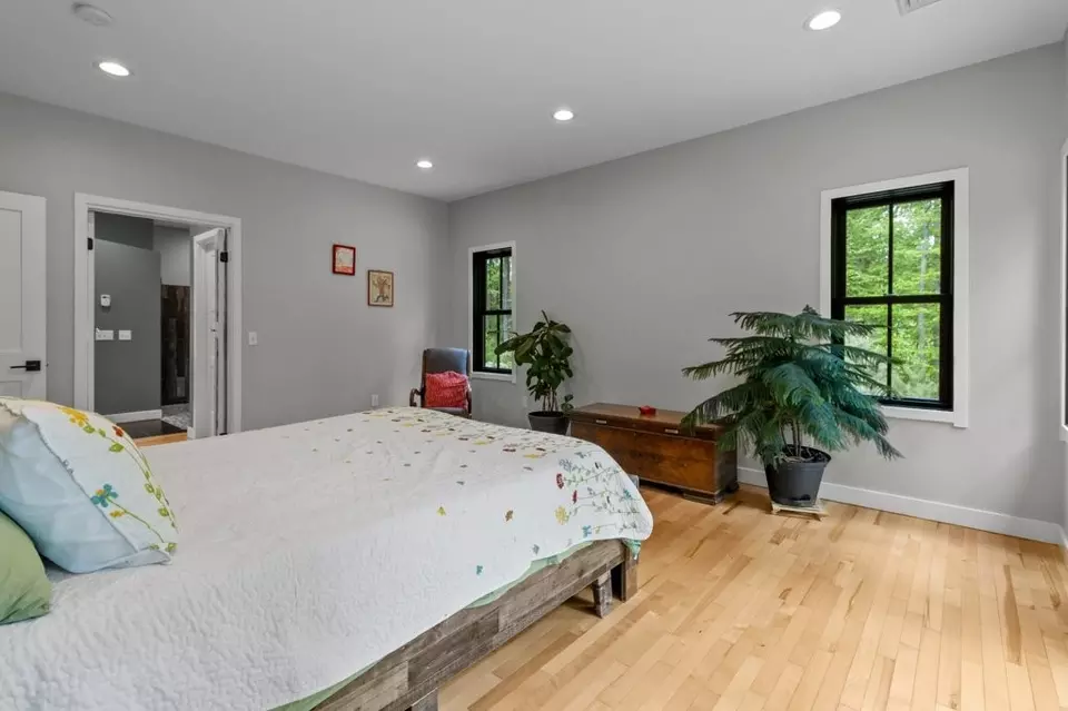 Bedroom - 45 Lloyd Bowen Ct, Glocester, RI 02814 photo 2 of 4