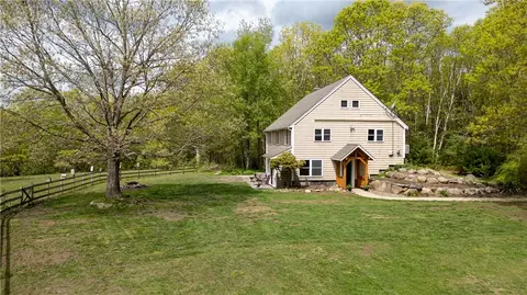 445 Plain Rd, West Greenwich, RI 02817
