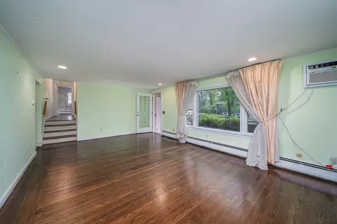 83 Darling St, Warwick, RI 02886 photo 7