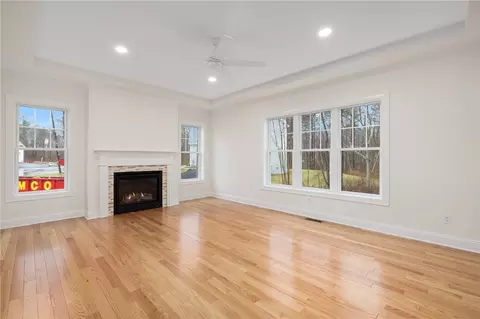 Living - 64 Cardinal Rd, Cranston, RI 02921 photo 2 of 6
