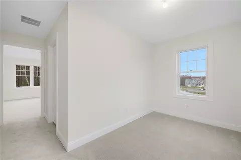 Bedroom - 64 Cardinal Rd, Cranston, RI 02921 photo 2 of 2