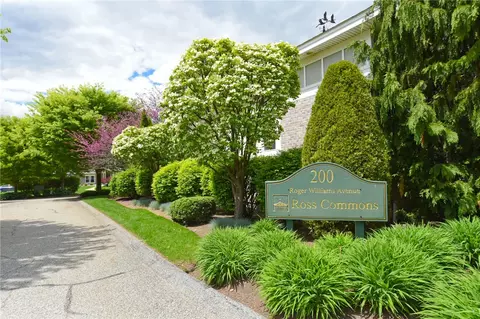 200 Roger Williams Ave #106, Rumford, RI 02916