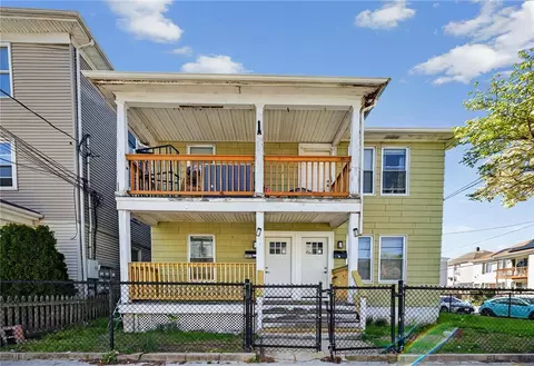 103 Valley St, Central Falls, RI 02863