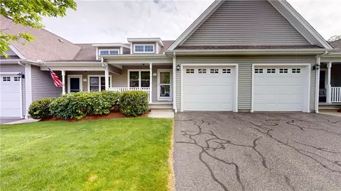 500 Mendon Rd #53, Cumberland, RI 02864