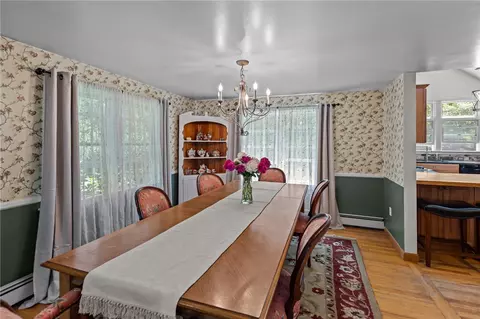 Dining - 7 Sandra Dr, Bristol, RI 02809 photo 1 of 3