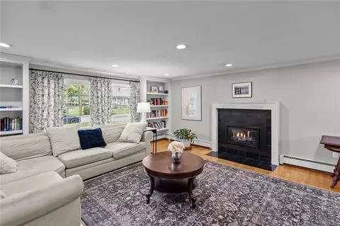 Living - 7 Sandra Dr, Bristol, RI 02809 photo 1 of 2
