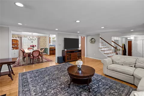 Other - 7 Sandra Dr, Bristol, RI 02809 photo 1 of 5