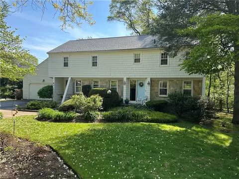 11 Silent Dr, Warwick, RI 02886 photo 1