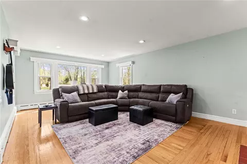 304 Post Rd, Westerly, RI 02891 photo 8