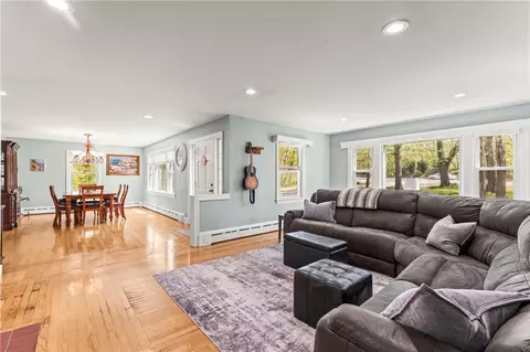 304 Post Rd, Westerly, RI 02891 photo 11