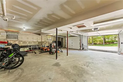 304 Post Rd, Westerly, RI 02891 photo 20