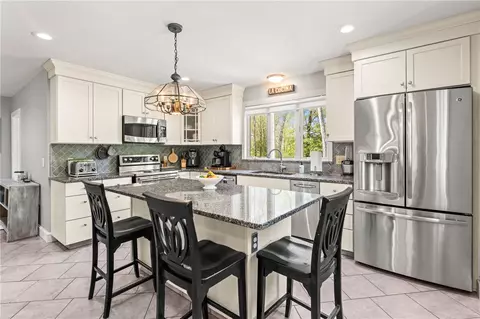 304 Post Rd, Westerly, RI 02891 photo 14
