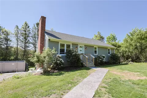 200 Shun Pike, Johnston, RI 02919