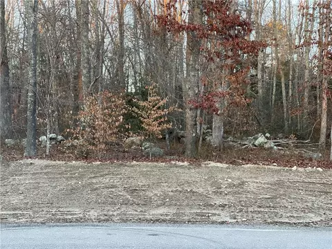 2 Red Maple Drive Dr, Charlestown, RI 02813