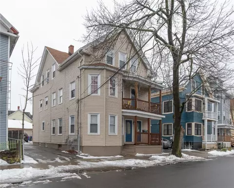 122 Hudson St, Providence, RI 02909