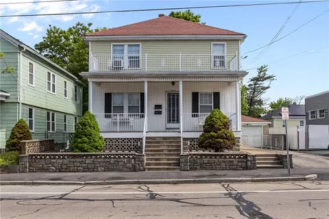 504 Warren Ave, East Providence, RI 02914