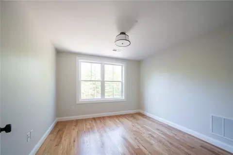 Bedroom - 145 Wolf Rock Rd, Exeter, RI 02822 photo 3 of 6