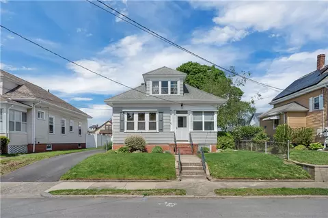 199 Orchard St, Cranston, RI 02910