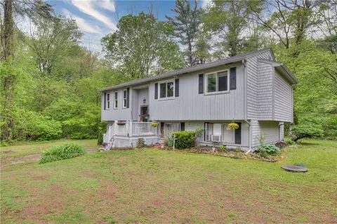 425 Plain Meetinghouse Rd, West Greenwich, RI 02817