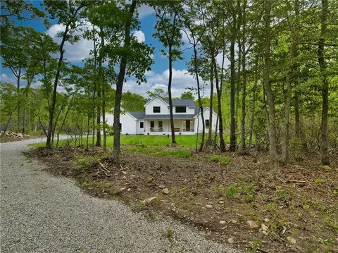 Exterior - 1 Hinter Way, Little Compton, RI 02837 photo 2 of 6