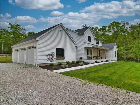 Exterior - 1 Hinter Way, Little Compton, RI 02837 photo 3 of 6