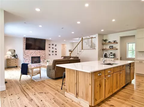 Kitchen - 1 Hinter Way, Little Compton, RI 02837 photo 3 of 5