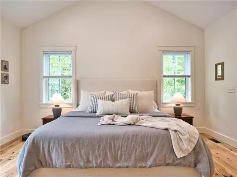 Bedroom - 1 Hinter Way, Little Compton, RI 02837 photo 1 of 7