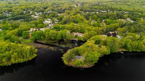View/Area - 12 Hazel Point Rd, Smithfield, RI 02917 photo 4 of 11