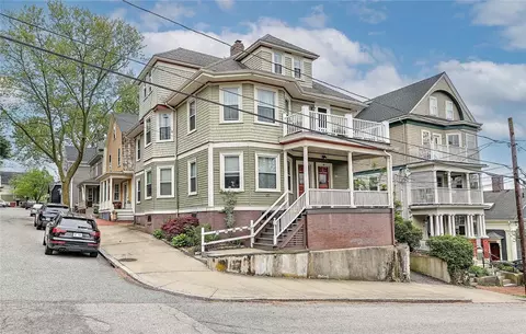 49 Halsey St #2, Providence, RI 02906