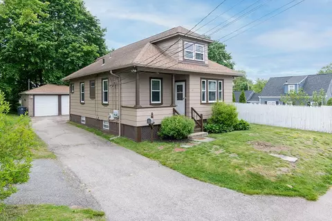 52 Chambly Ave, Warwick, RI 02888 photo 7