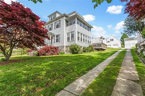 Exterior - 39 Summer St, Westerly, RI 02891 photo 6 of 8