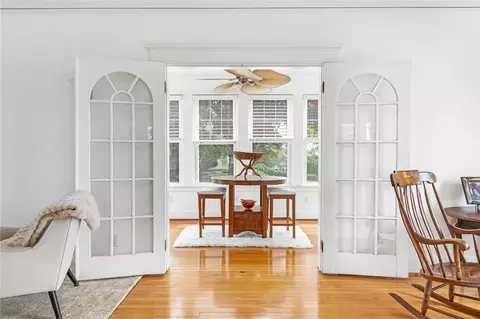 Entry Way - 39 Summer St, Westerly, RI 02891 photo 2 of 4