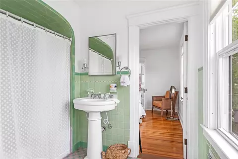 Bath - 39 Summer St, Westerly, RI 02891 photo 1 of 2