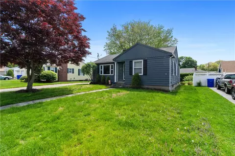 62 Atlantic Blvd, North Providence, RI 02911