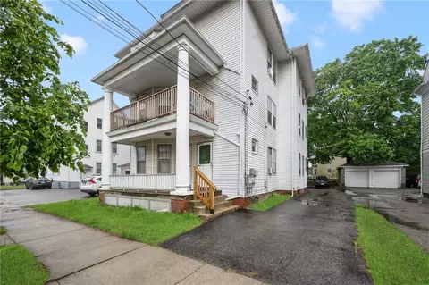 14 Radcliffe Ave, Providence, RI 02908