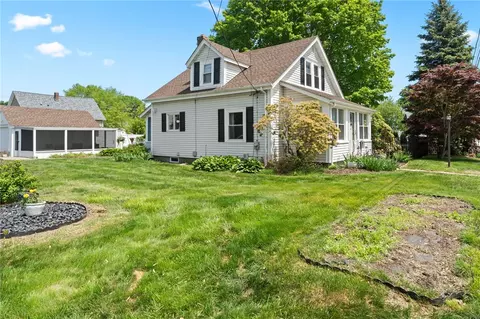 Exterior - 101 Chapmans Ave, Warwick, RI 02886 photo 11 of 13