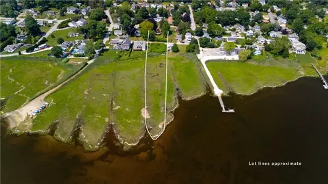 29 Munro Ave, Warren, RI 02885 photo 6