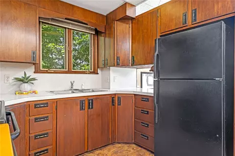 29 Munro Ave, Warren, RI 02885 photo 19