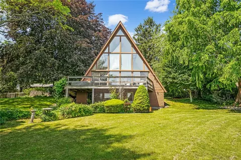 29 Munro Ave, Warren, RI 02885 photo 4