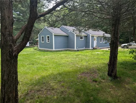 94 Mount Pleasant Rd, North Smithfield, RI 02896