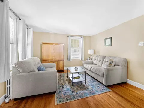 Living - 25 Community Rd, Warwick, RI 02889 photo 1 of 2