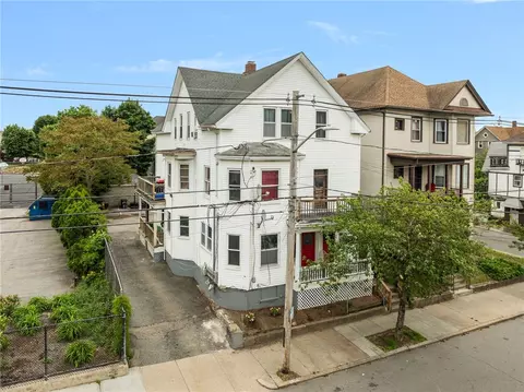 141 Academy Ave, Providence, RI 02908