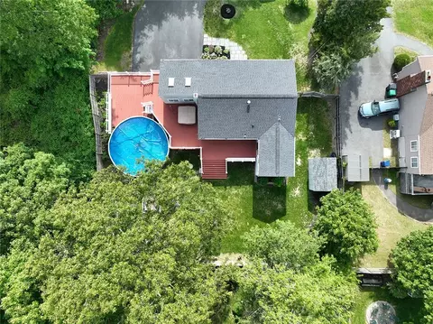 370 Ring Ave, Warwick, RI 02888 photo 2