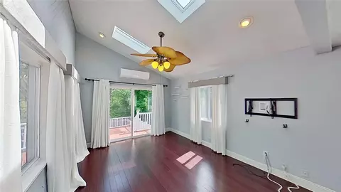 370 Ring Ave, Warwick, RI 02888 photo 7